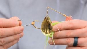 Why to Use a Free-Swinging Trailer Hook