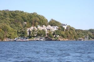 Anglers Rescue Injured Woman from LOZ