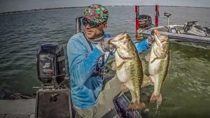 49-pound Limit of Bass Caught on Video