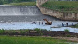 Anglers Rescue One of Two Boaters in Texas