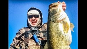 Angler Catches Double-Digit Bass Wade Fishing on Popular Lake