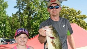 Young Daughter Nets $25,000 Bass for Father