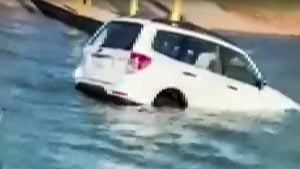 Anglers Save Woman Trapped in Submerged SUV