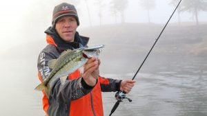 How Aaron Martens Feathers His Fishing Lures