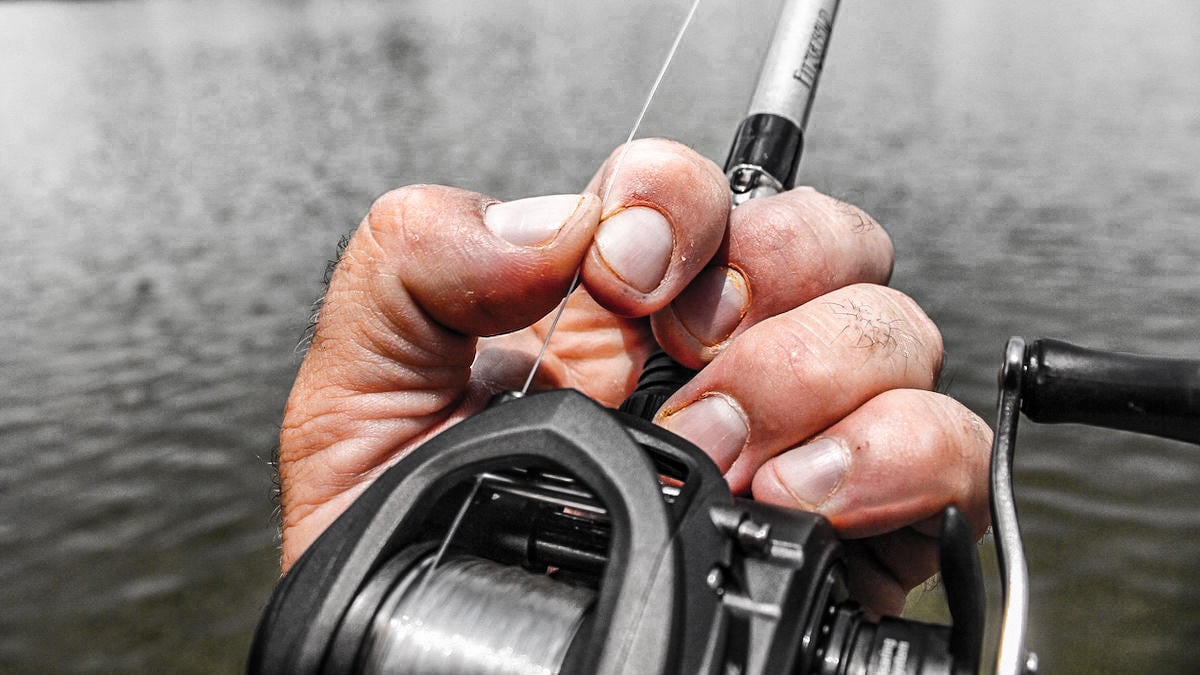 keep tension on the line while respooling