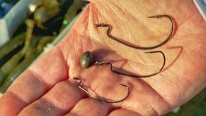 Swinging Jighead Tips  – Hook and Plastic Pairings That Work