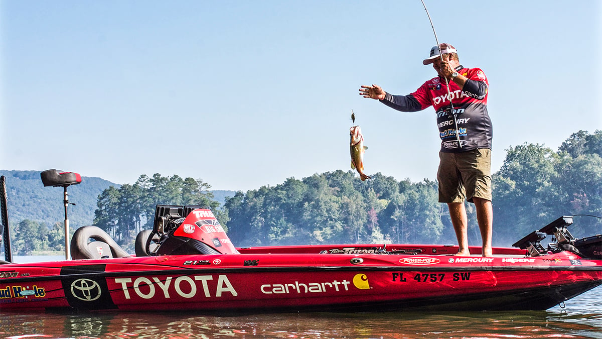 pro angler terry scroggins catching a bass