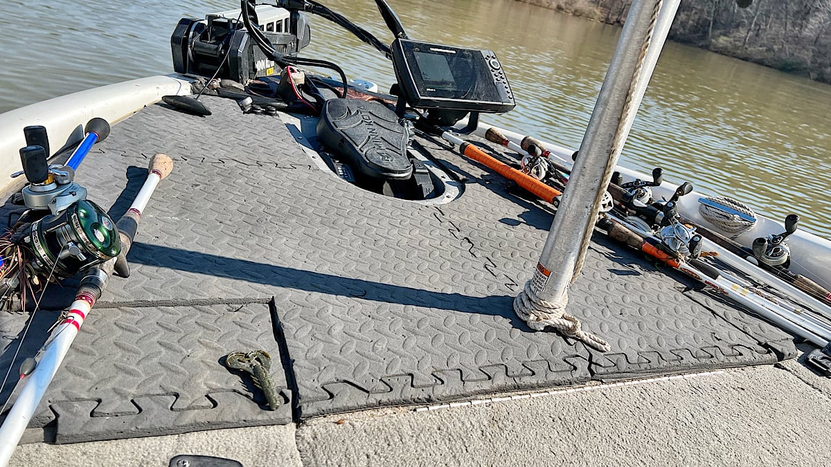 padded front deck on bass boat