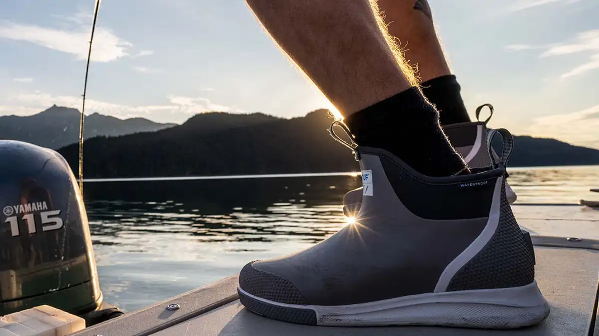 xtratuf sport ankle boot