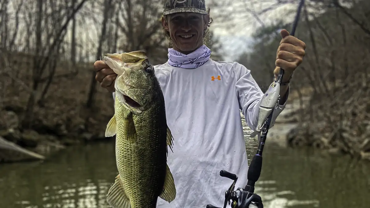 Big bass on a glide bait 