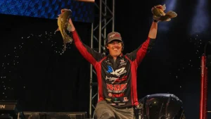 Justin Hamner grabs first-day lead at Bassmaster Classic on Grand Lake