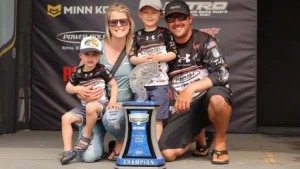 Johnston victorious with overwhelming performance in Bassmaster Elite Series event at St. Johns River