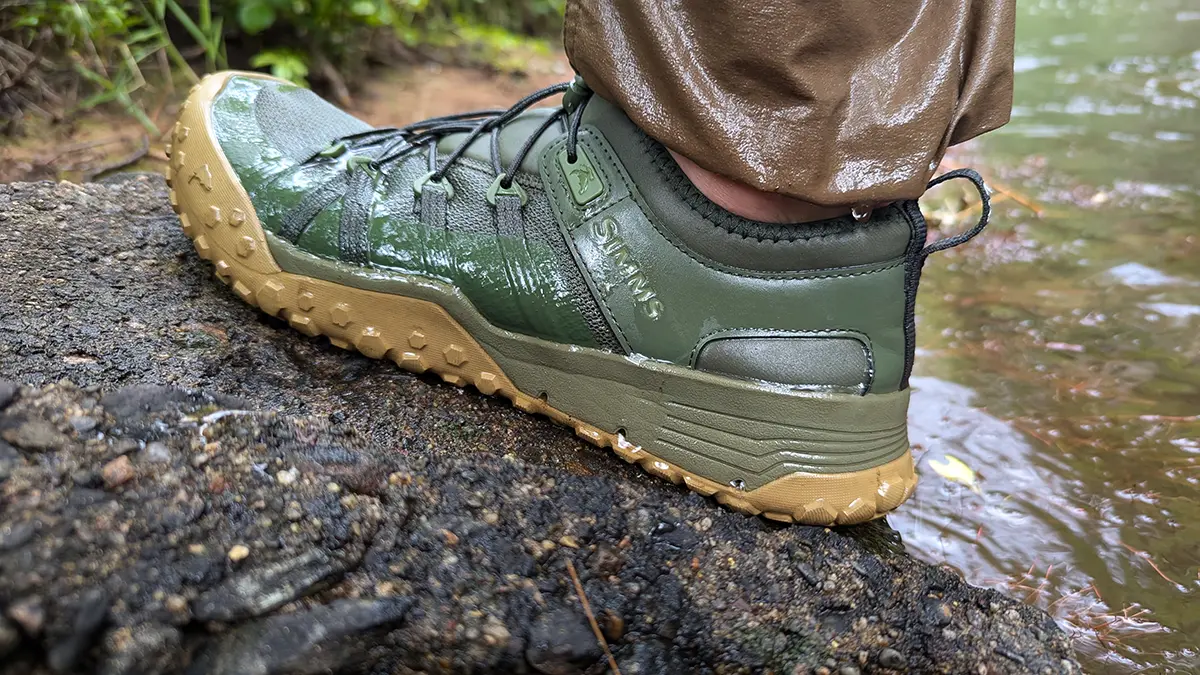 Simms pursuit shoe
