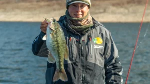 [VIDEO] Winter Bass Fishing | Electronics and Damiki Rig Basics