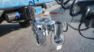 [VIDEO] B&W Tow & Stow Hitch Review With Mark Davis