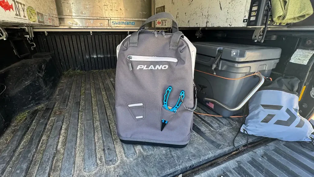 Plano Weekend Tackle Backpack Tool Holster