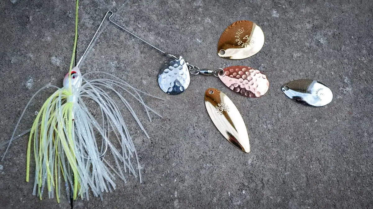 finesse bait skirt and blades