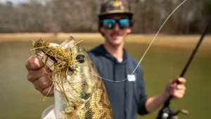[VIDEO] Fisher Anaya’s Guide to Fishing Docks with Jigs