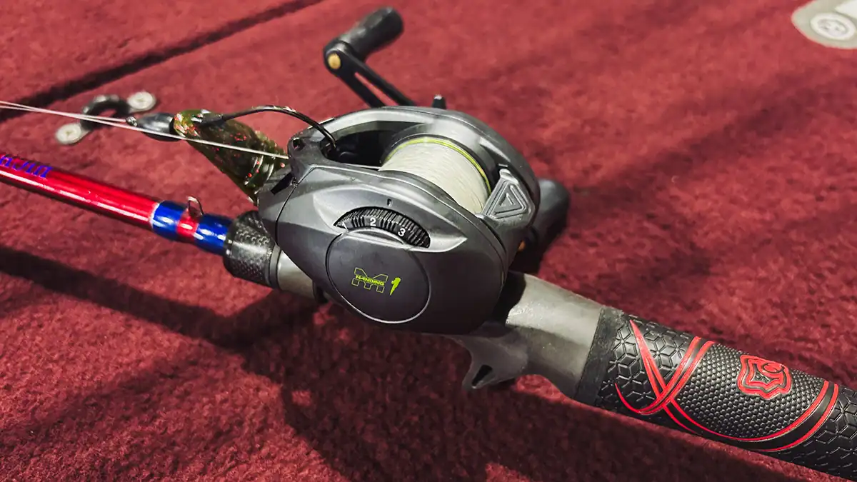 Handing M1 Baitcasting Reel