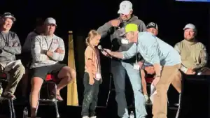 8-Year-Old Girl and Her Dad Win $15,000 Walleye Tournament On Father’s Day