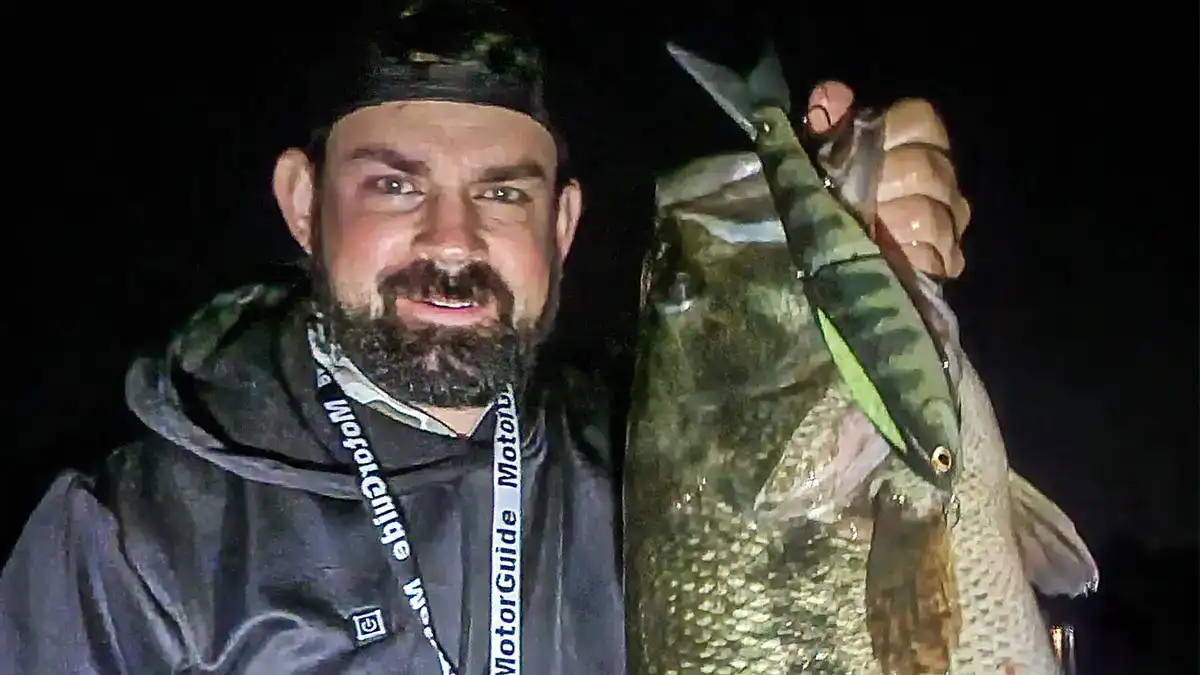 Daniel Caricaburu-Lundin with 9 pound bass