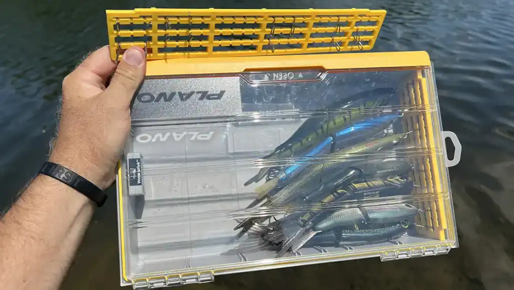 Plano EDGE 3700 Swimbait Box and dividers