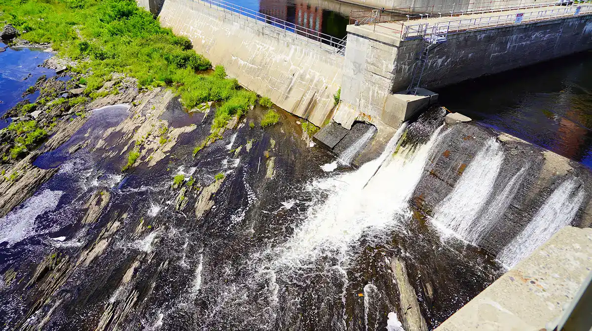 dam on Kennebec river