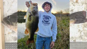 Massive 9-Pound Iowa Bass Caught From Shore At A Small Public Lake