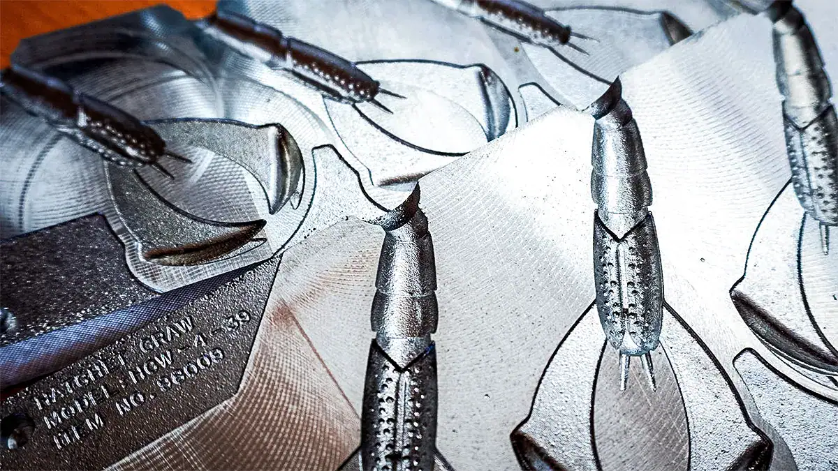 A closeup of Do-It Molds' Hatchet Craw ES XL Mold.