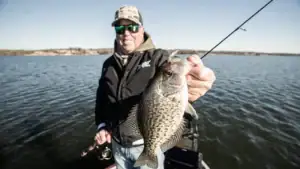 [VIDEO] Fishing Docks for Crappie (Top Techniques)