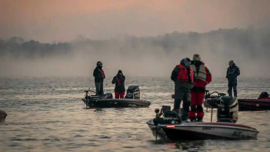boats at a bass tournament