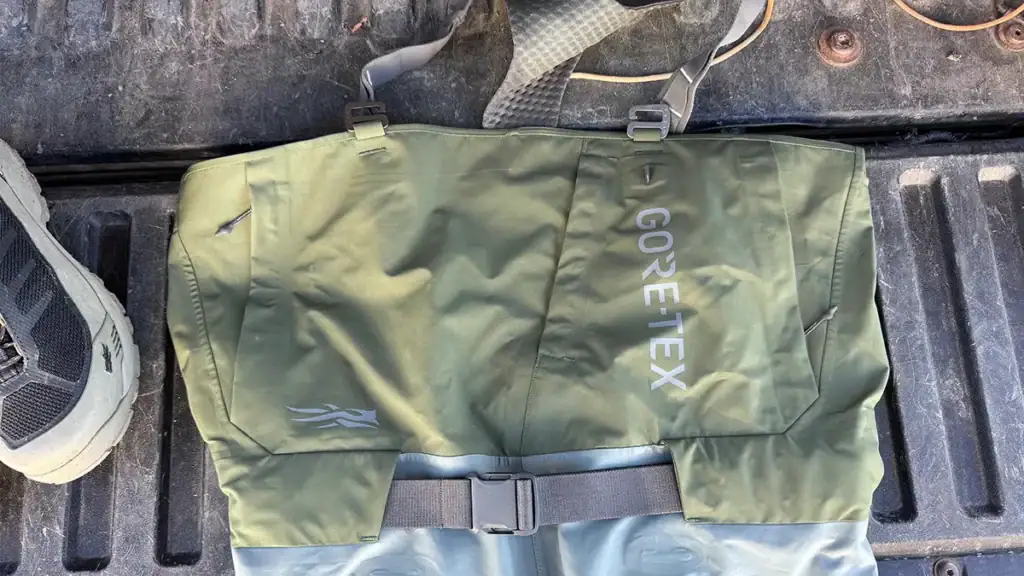 Sitka CrossCurrent GTX Wader pockets
