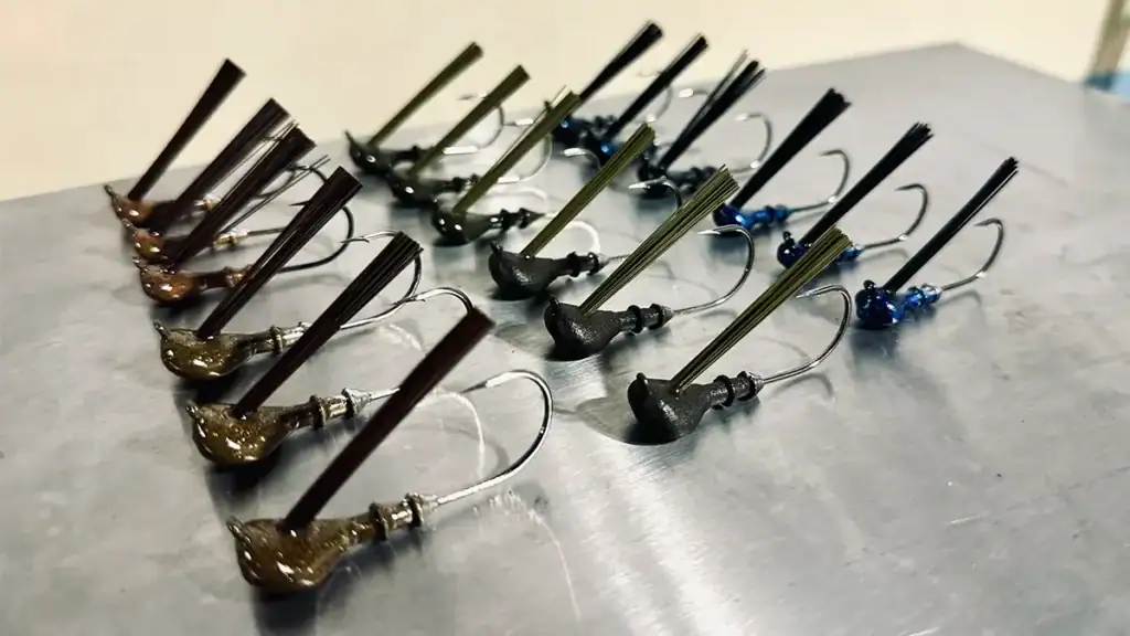 jigheads with fiber weedguards