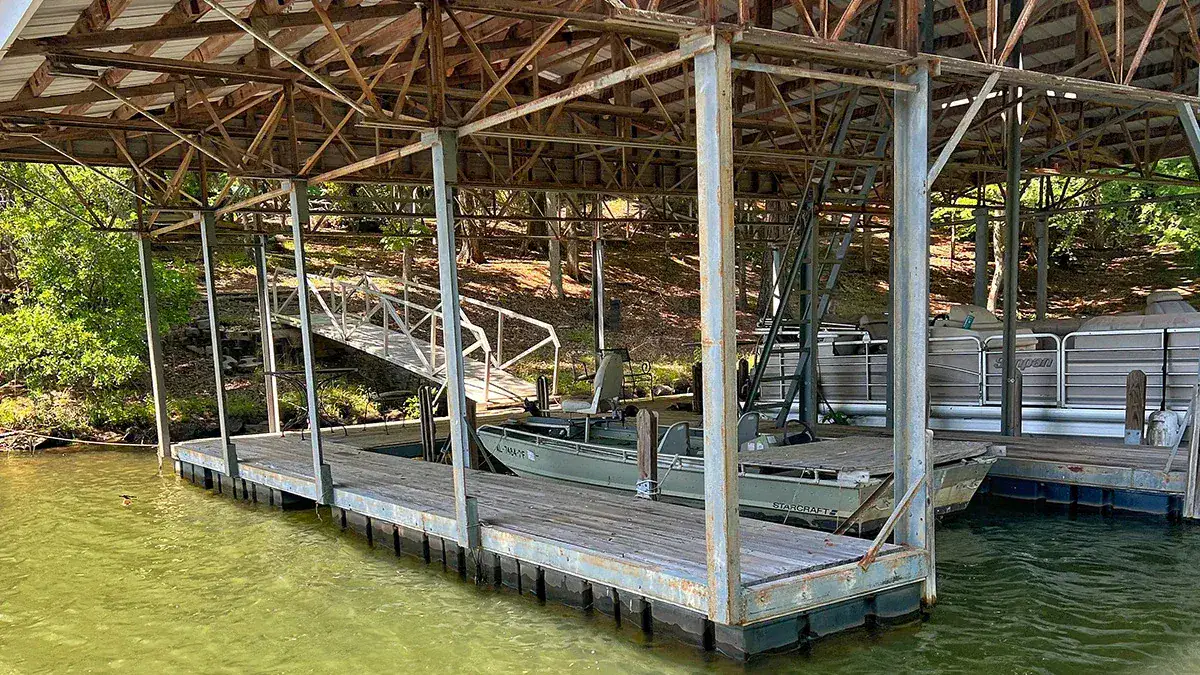 Forward-facing sonar can help you figure out what docks are the best to fish.