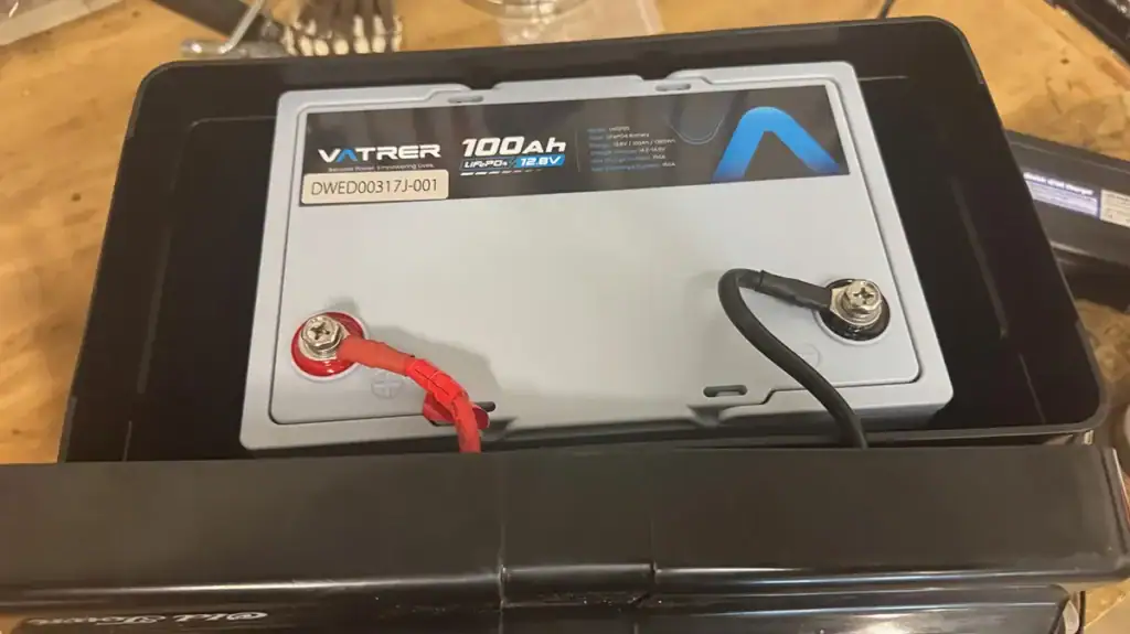 Vatrer battery and charger